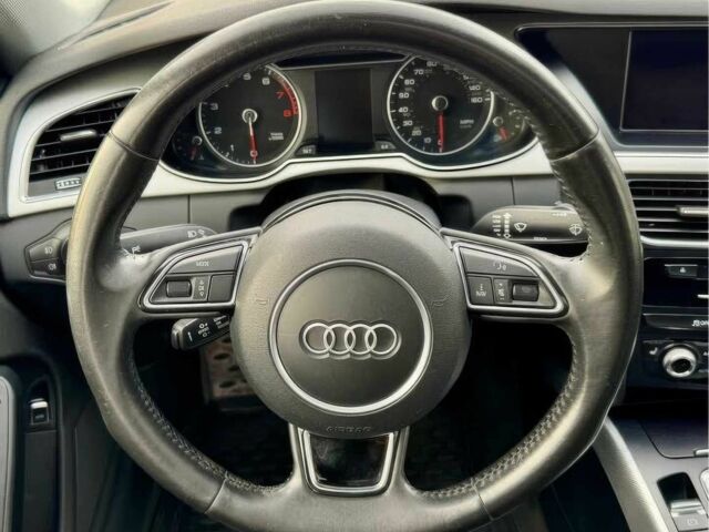 Білий Ауді А4, об'ємом двигуна 2 л та пробігом 76 тис. км за 6500 $, фото 13 на Automoto.ua