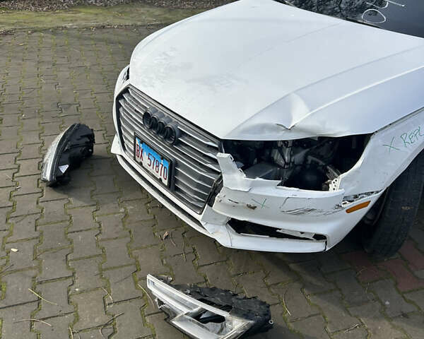 Белый Ауди А4, объемом двигателя 2 л и пробегом 160 тыс. км за 13900 $, фото 8 на Automoto.ua