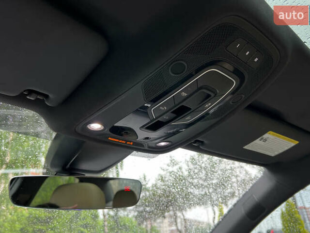 Білий Ауді А4, об'ємом двигуна 1.98 л та пробігом 151 тис. км за 19999 $, фото 25 на Automoto.ua