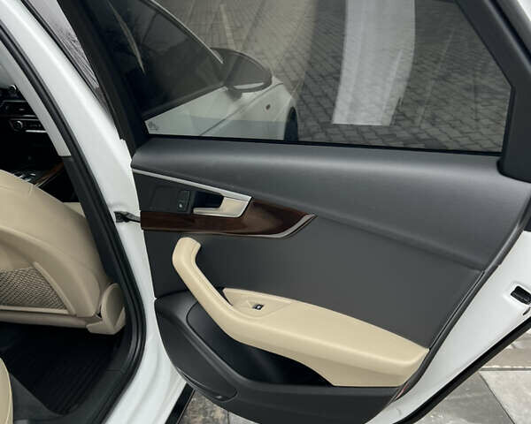 Білий Ауді А4, об'ємом двигуна 2 л та пробігом 87 тис. км за 19500 $, фото 50 на Automoto.ua