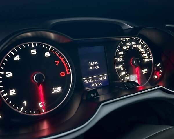 Білий Ауді А4, об'ємом двигуна 2 л та пробігом 44 тис. км за 15999 $, фото 48 на Automoto.ua