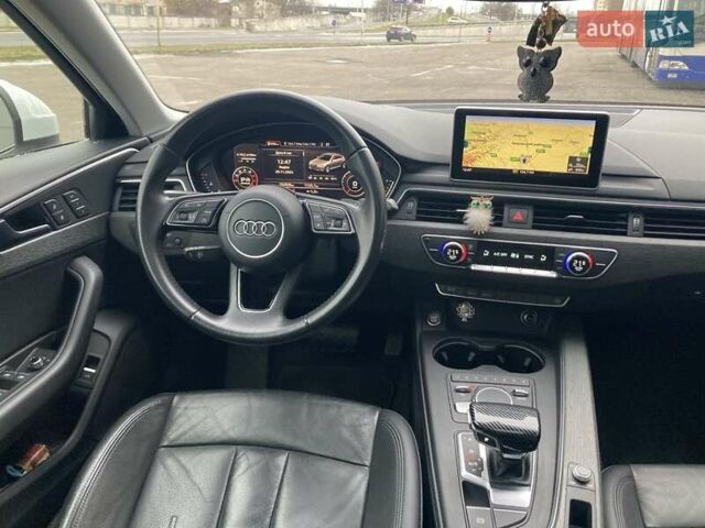 Белый Ауди А4, объемом двигателя 1.98 л и пробегом 172 тыс. км за 20400 $, фото 15 на Automoto.ua