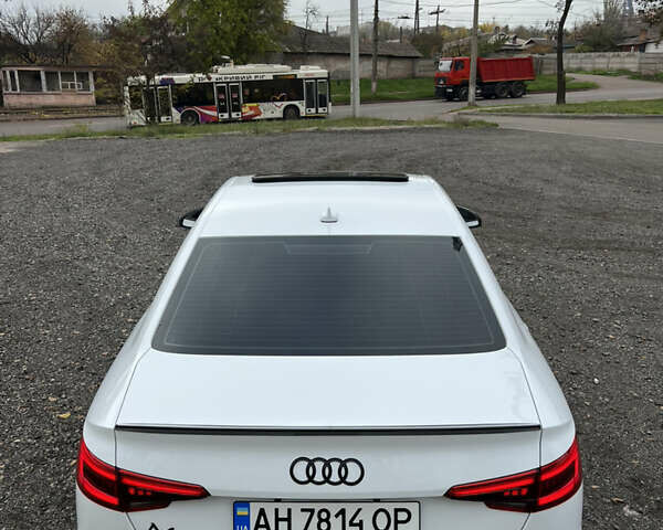 Белый Ауди А4, объемом двигателя 2 л и пробегом 82 тыс. км за 20000 $, фото 18 на Automoto.ua