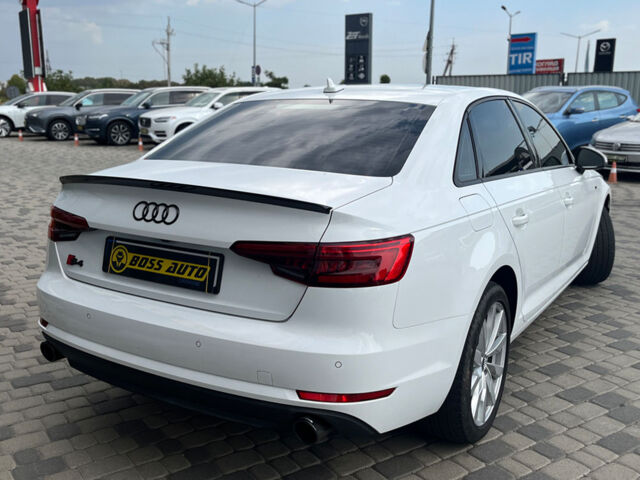 Белый Ауди А4, объемом двигателя 2 л и пробегом 151 тыс. км за 18000 $, фото 4 на Automoto.ua