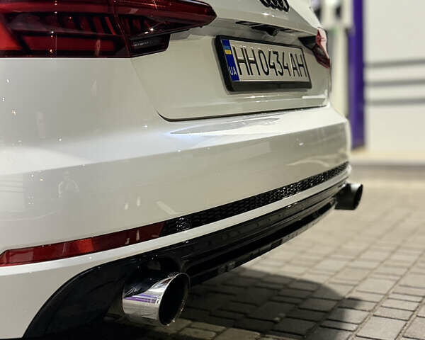 Белый Ауди А4, объемом двигателя 2 л и пробегом 162 тыс. км за 19500 $, фото 9 на Automoto.ua