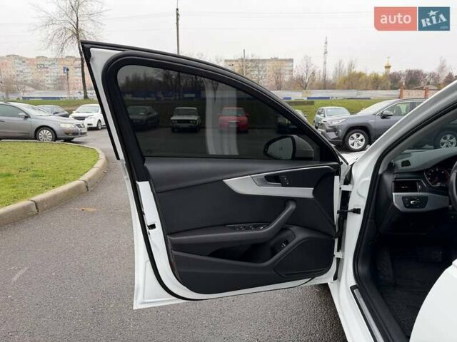 Белый Ауди А4, объемом двигателя 1.98 л и пробегом 91 тыс. км за 16800 $, фото 35 на Automoto.ua