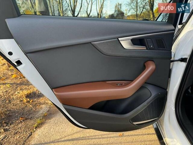 Белый Ауди А4, объемом двигателя 2 л и пробегом 146 тыс. км за 19990 $, фото 34 на Automoto.ua