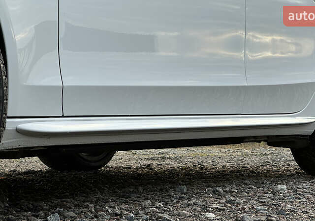 Белый Ауди А4, объемом двигателя 1.98 л и пробегом 160 тыс. км за 13999 $, фото 10 на Automoto.ua