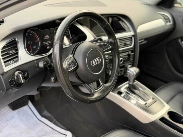 Белый Ауди А4, объемом двигателя 2 л и пробегом 77 тыс. км за 3200 $, фото 7 на Automoto.ua