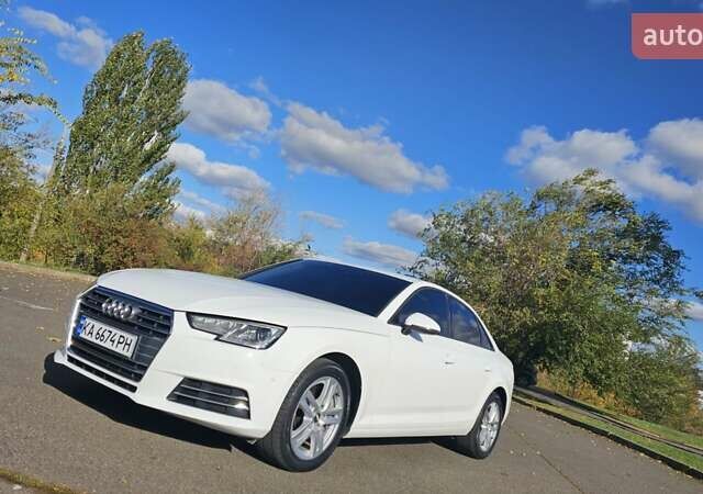 Ауди А4 2016 в Кривом Роге на Automoto.ua Белый Ауди А4, объемом двигателя 1.98 л и пробегом 91 тыс. км за 17600 $, фото 6 на Automoto.ua