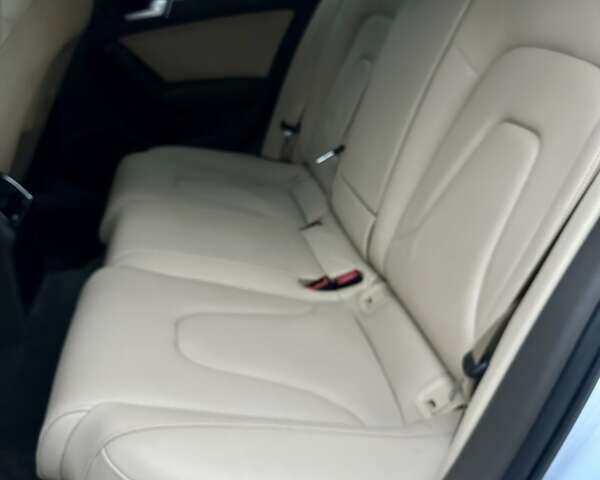 Білий Ауді А4, об'ємом двигуна 2 л та пробігом 44 тис. км за 15999 $, фото 39 на Automoto.ua