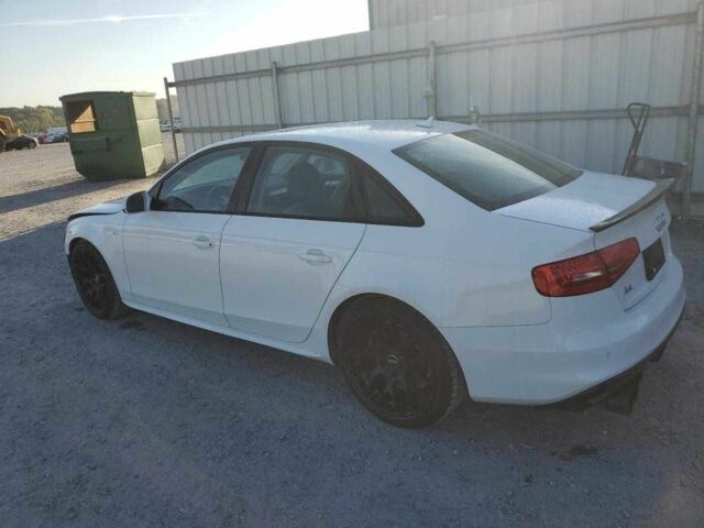 Білий Ауді А4, об'ємом двигуна 2 л та пробігом 57 тис. км за 600 $, фото 1 на Automoto.ua