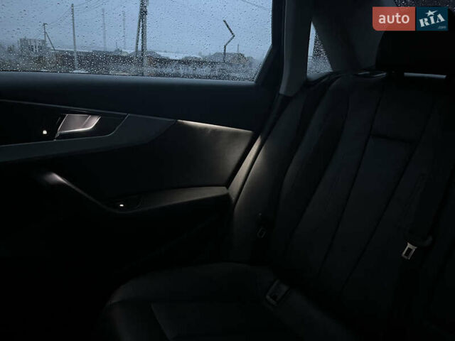 Білий Ауді А4, об'ємом двигуна 1.98 л та пробігом 167 тис. км за 17500 $, фото 21 на Automoto.ua