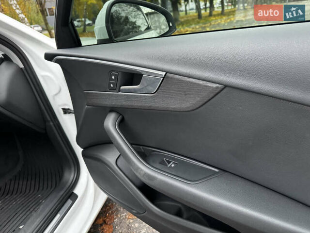 Білий Ауді А4, об'ємом двигуна 1.98 л та пробігом 49 тис. км за 19500 $, фото 40 на Automoto.ua