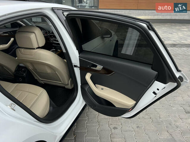 Білий Ауді А4, об'ємом двигуна 2 л та пробігом 84 тис. км за 20000 $, фото 53 на Automoto.ua