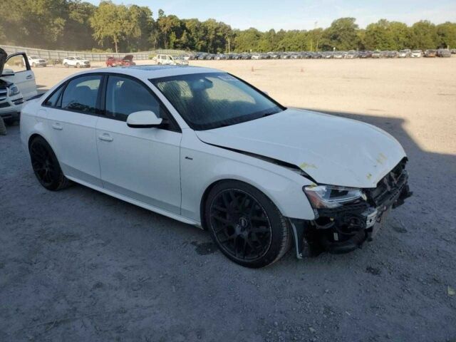 Білий Ауді А4, об'ємом двигуна 2 л та пробігом 57 тис. км за 600 $, фото 3 на Automoto.ua