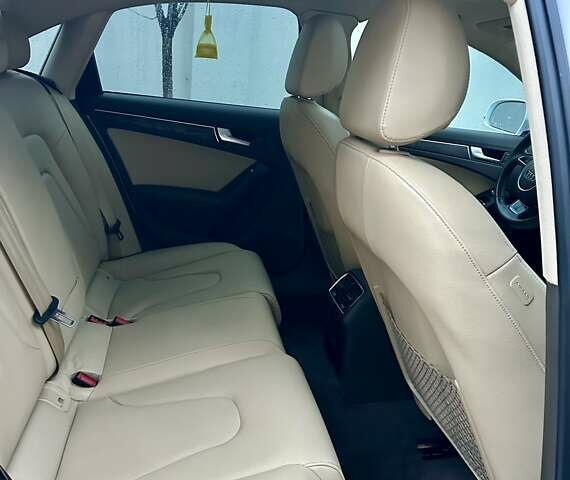 Білий Ауді А4, об'ємом двигуна 2 л та пробігом 44 тис. км за 15999 $, фото 31 на Automoto.ua