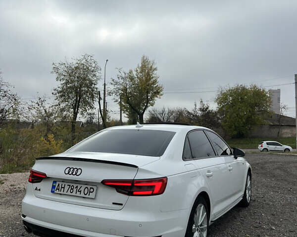 Белый Ауди А4, объемом двигателя 2 л и пробегом 82 тыс. км за 20000 $, фото 4 на Automoto.ua