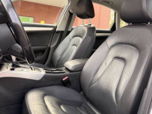 Белый Ауди А4, объемом двигателя 2 л и пробегом 77 тыс. км за 3200 $, фото 9 на Automoto.ua