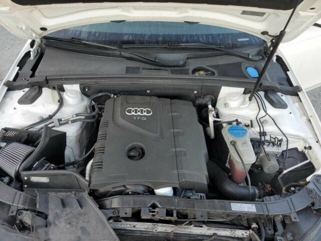 Білий Ауді А4, об'ємом двигуна 2 л та пробігом 57 тис. км за 600 $, фото 10 на Automoto.ua