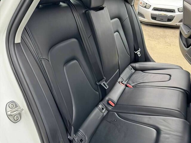 Білий Ауді А4, об'ємом двигуна 2 л та пробігом 75 тис. км за 3800 $, фото 11 на Automoto.ua
