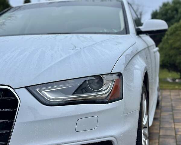 Білий Ауді А4, об'ємом двигуна 2 л та пробігом 44 тис. км за 15999 $, фото 2 на Automoto.ua