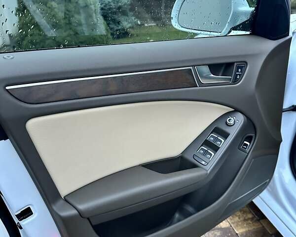Білий Ауді А4, об'ємом двигуна 2 л та пробігом 44 тис. км за 15999 $, фото 45 на Automoto.ua