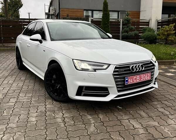 Белый Ауди А4, объемом двигателя 2 л и пробегом 130 тыс. км за 18000 $, фото 1 на Automoto.ua
