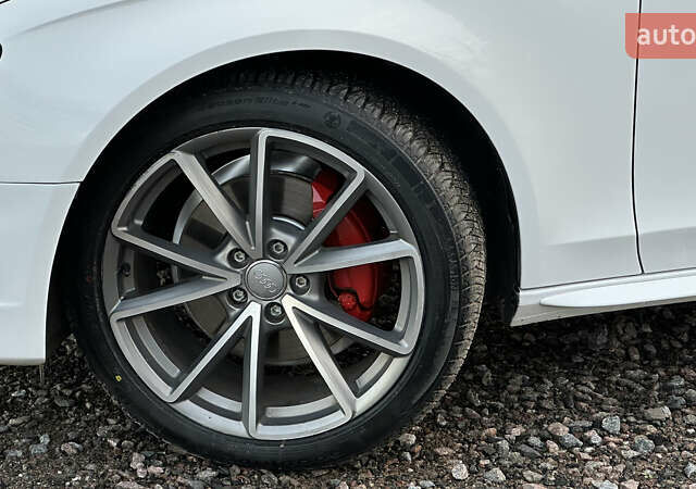 Белый Ауди А4, объемом двигателя 1.98 л и пробегом 160 тыс. км за 13999 $, фото 7 на Automoto.ua