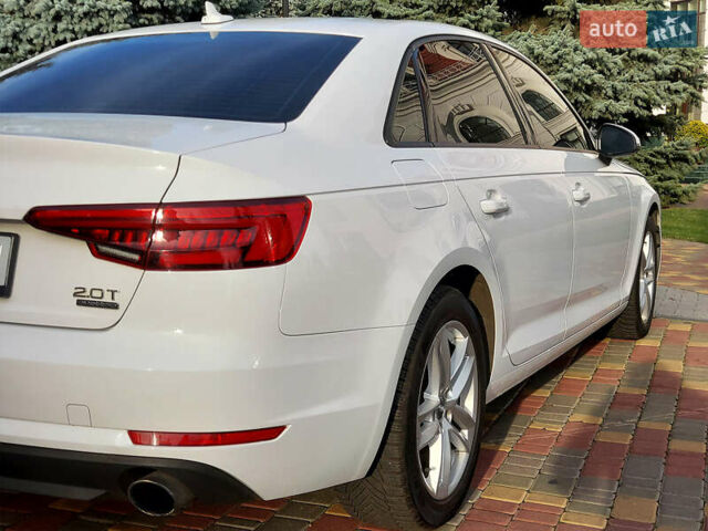 Белый Ауди А4, объемом двигателя 1.98 л и пробегом 144 тыс. км за 17399 $, фото 11 на Automoto.ua