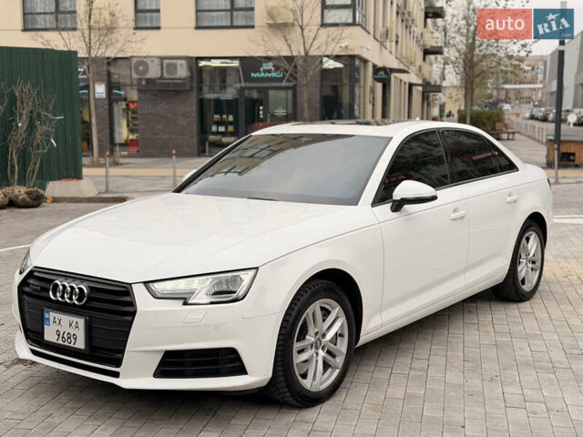 Белый Ауди А4, объемом двигателя 1.98 л и пробегом 118 тыс. км за 19500 $, фото 1 на Automoto.ua
