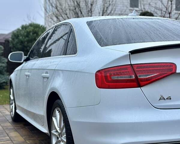 Білий Ауді А4, об'ємом двигуна 2 л та пробігом 44 тис. км за 15999 $, фото 17 на Automoto.ua