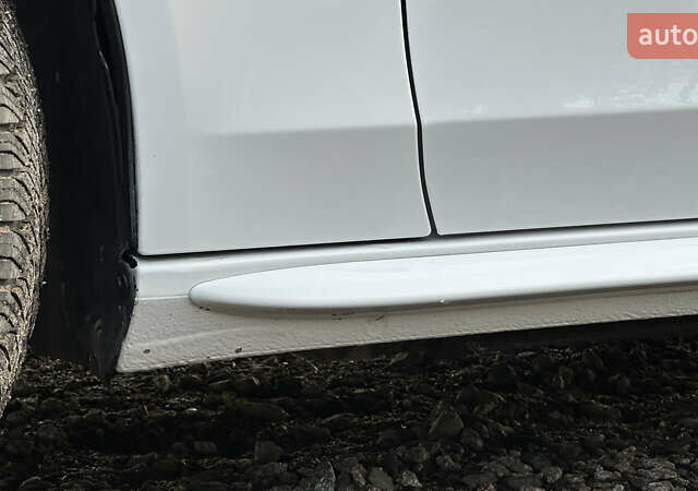 Белый Ауди А4, объемом двигателя 1.98 л и пробегом 160 тыс. км за 13999 $, фото 9 на Automoto.ua