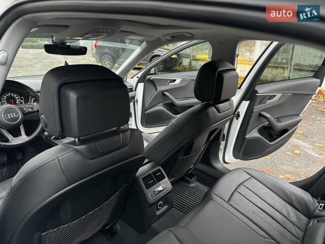 Білий Ауді А4, об'ємом двигуна 1.98 л та пробігом 49 тис. км за 19500 $, фото 10 на Automoto.ua