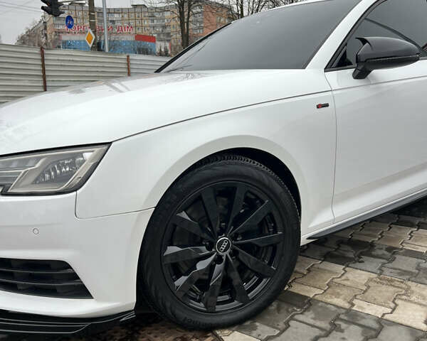 Білий Ауді А4, об'ємом двигуна 2 л та пробігом 87 тис. км за 19500 $, фото 19 на Automoto.ua