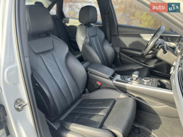 Білий Ауді А4, об'ємом двигуна 1.98 л та пробігом 160 тис. км за 20500 $, фото 16 на Automoto.ua