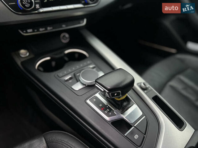 Білий Ауді А4, об'ємом двигуна 1.98 л та пробігом 195 тис. км за 18000 $, фото 22 на Automoto.ua