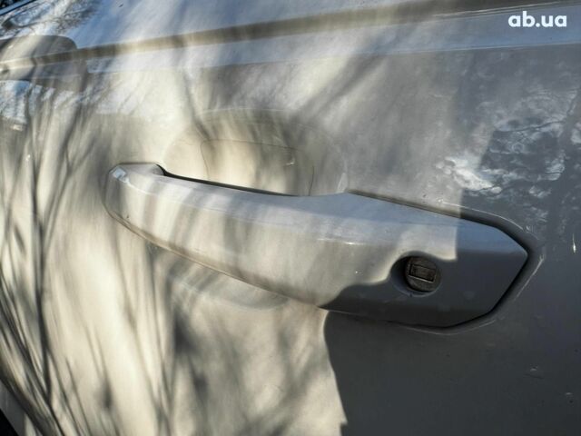 Білий Ауді А4, об'ємом двигуна 2 л та пробігом 146 тис. км за 19990 $, фото 12 на Automoto.ua