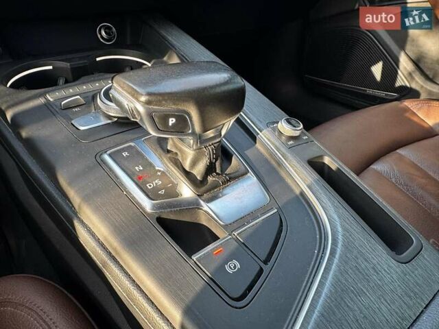 Белый Ауди А4, объемом двигателя 2 л и пробегом 146 тыс. км за 19990 $, фото 29 на Automoto.ua