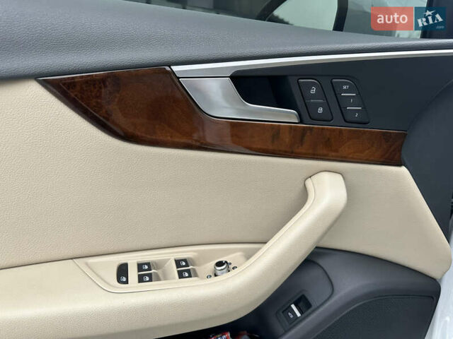 Білий Ауді А4, об'ємом двигуна 1.98 л та пробігом 199 тис. км за 17000 $, фото 23 на Automoto.ua