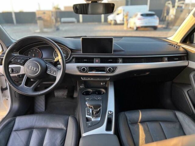 Білий Ауді А4, об'ємом двигуна 2 л та пробігом 151 тис. км за 13900 $, фото 5 на Automoto.ua