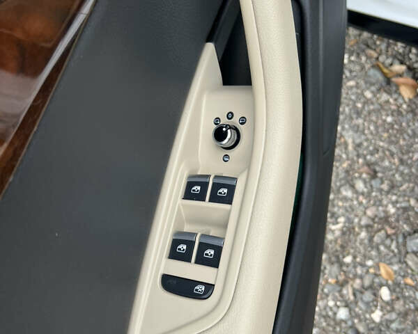 Белый Ауди А4, объемом двигателя 2 л и пробегом 82 тыс. км за 20000 $, фото 41 на Automoto.ua