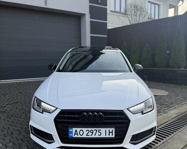 Белый Ауди А4, объемом двигателя 1.98 л и пробегом 258 тыс. км за 17000 $, фото 11 на Automoto.ua