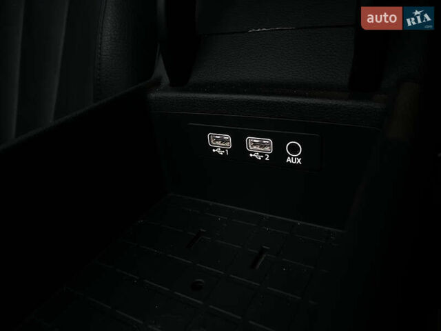 Білий Ауді А4, об'ємом двигуна 1.98 л та пробігом 167 тис. км за 17500 $, фото 30 на Automoto.ua