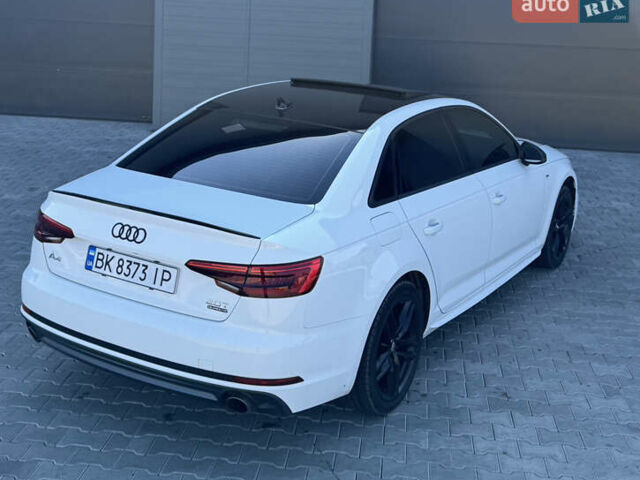 Білий Ауді А4, об'ємом двигуна 2 л та пробігом 194 тис. км за 18000 $, фото 8 на Automoto.ua