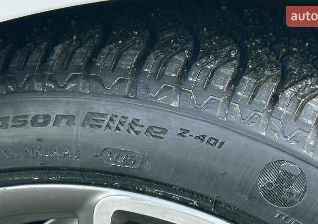 Белый Ауди А4, объемом двигателя 1.98 л и пробегом 160 тыс. км за 13999 $, фото 8 на Automoto.ua