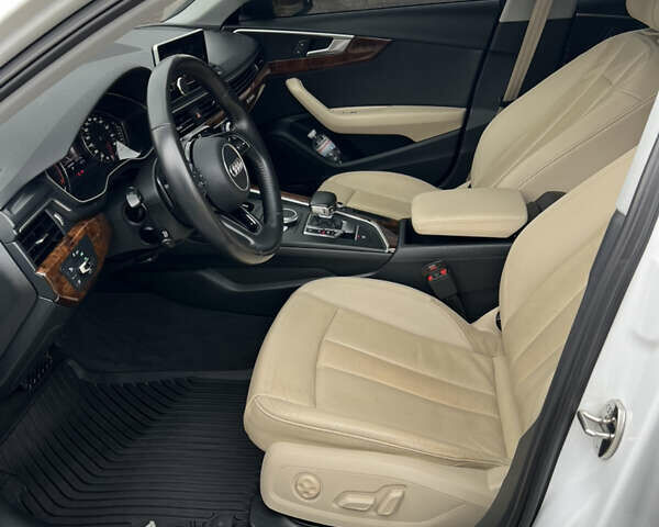 Белый Ауди А4, объемом двигателя 2 л и пробегом 82 тыс. км за 20000 $, фото 22 на Automoto.ua