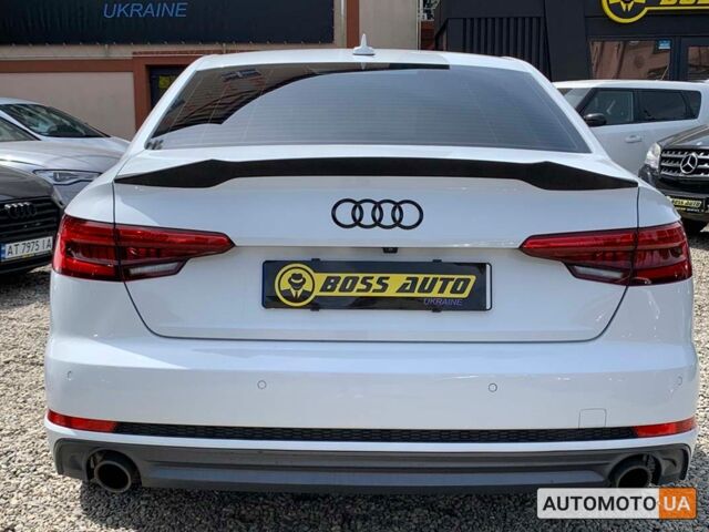 Білий Ауді А4, об'ємом двигуна 2 л та пробігом 128 тис. км за 20000 $, фото 4 на Automoto.ua