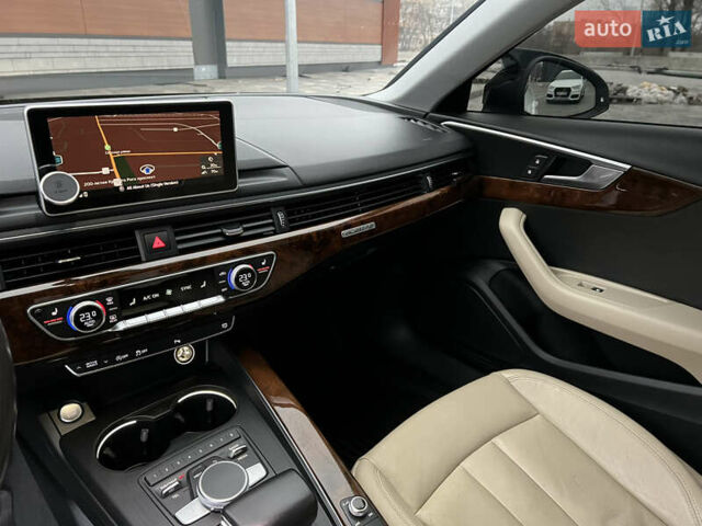 Білий Ауді А4, об'ємом двигуна 2 л та пробігом 84 тис. км за 20000 $, фото 47 на Automoto.ua