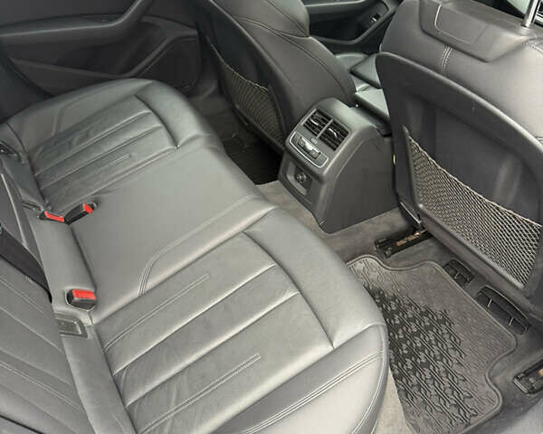 Белый Ауди А4, объемом двигателя 1.98 л и пробегом 167 тыс. км за 20000 $, фото 14 на Automoto.ua